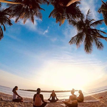 Madi Finolhu Guest House Dharavandhoo Bagian luar foto